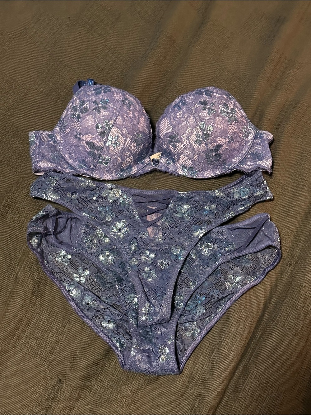 VS Dream Angels 2019 Floral Lace Set Bra/Panties